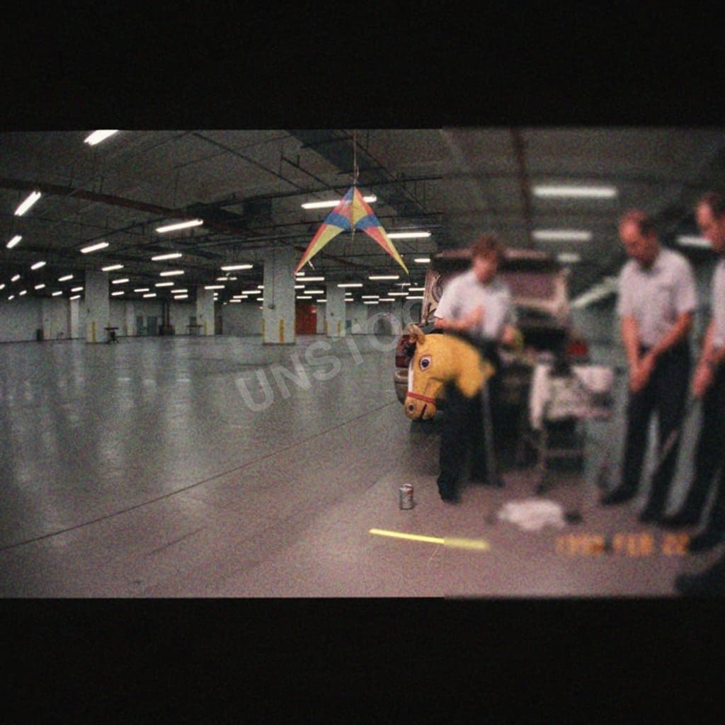 deflated dreams, hotel golf — Klara Mertz · MODULAR one-of-a-kind original