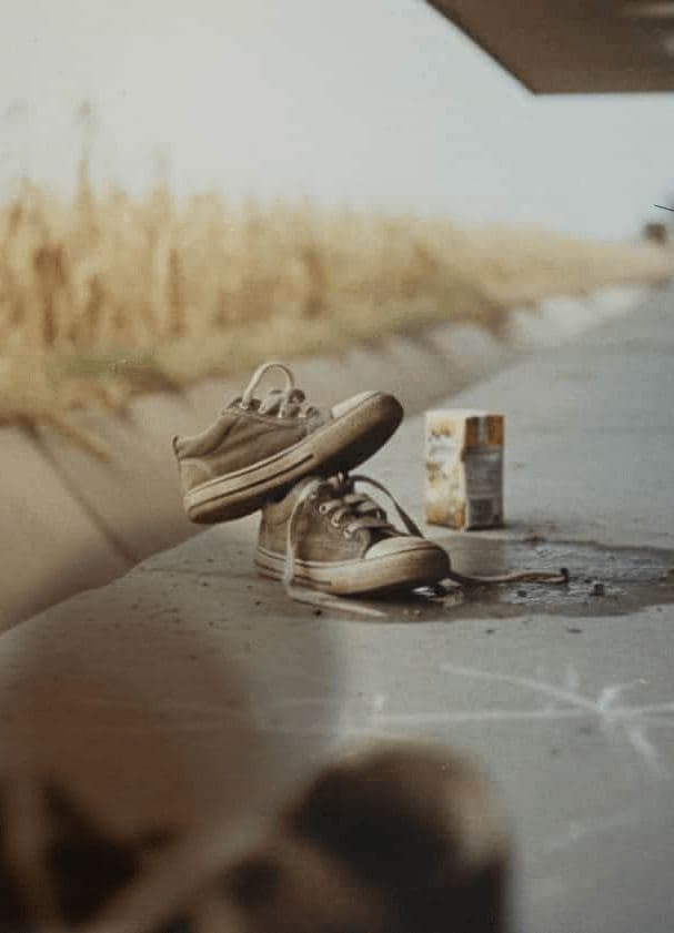 midday sun, quiet canal — photograph by Klara Mertz — MODULAR · 13 × 18 cm limited edition of 10