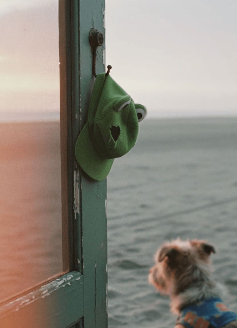 Waiting on the Beach — photograph by Tomasz Rylski — MODULAR · 13 × 18 cm limited edition of 10