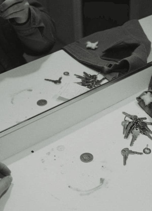 workman's break, well-earned — photograph by Ofelia Soto — MODULAR · 13 × 18 cm limited edition of 10