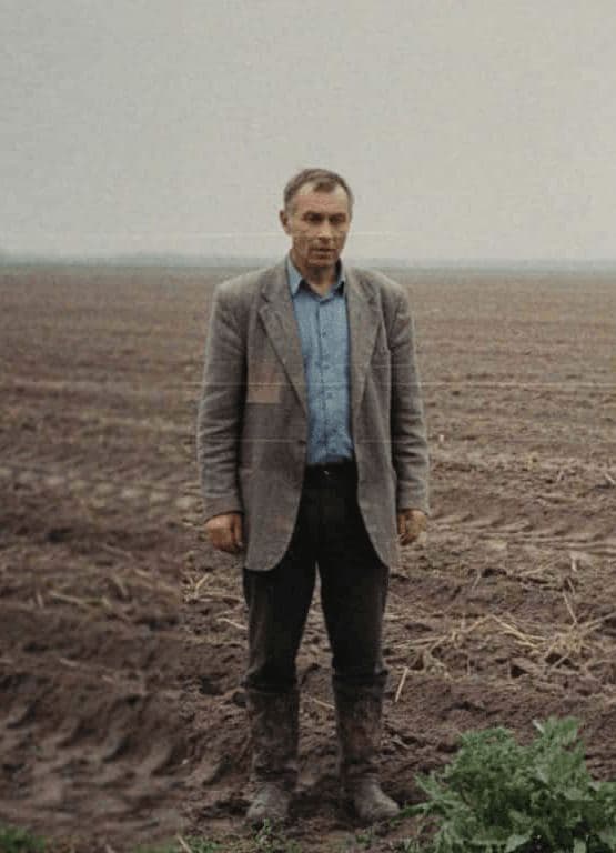 Untitled (Field Work) — photograph by Elena Volkova — MODULAR · 13 × 18 cm limited edition of 10